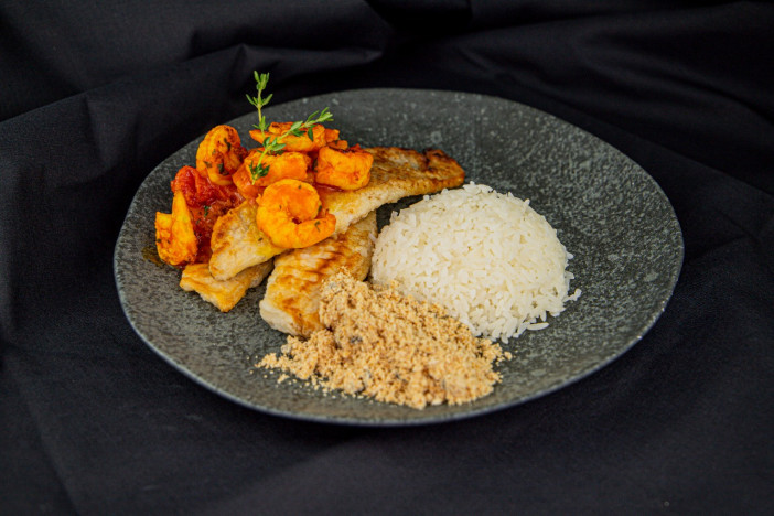 Tropicatto <p>Filé de Peixe Grelhado ao Molho de Camarão</p>