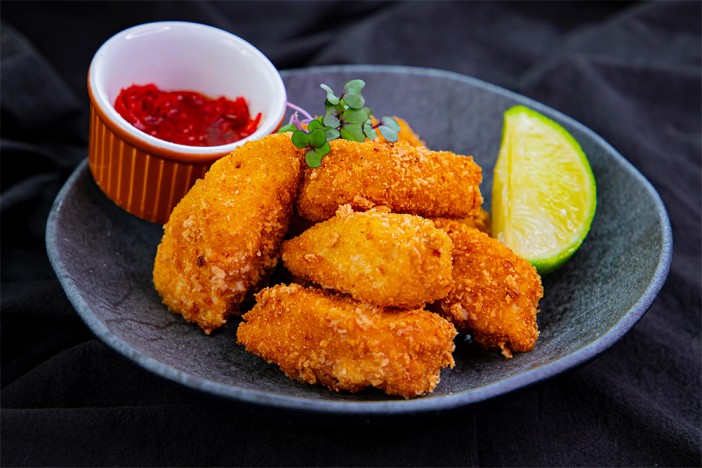 Tropicatto <p>Iscas de Peixe à Milanesa</p>